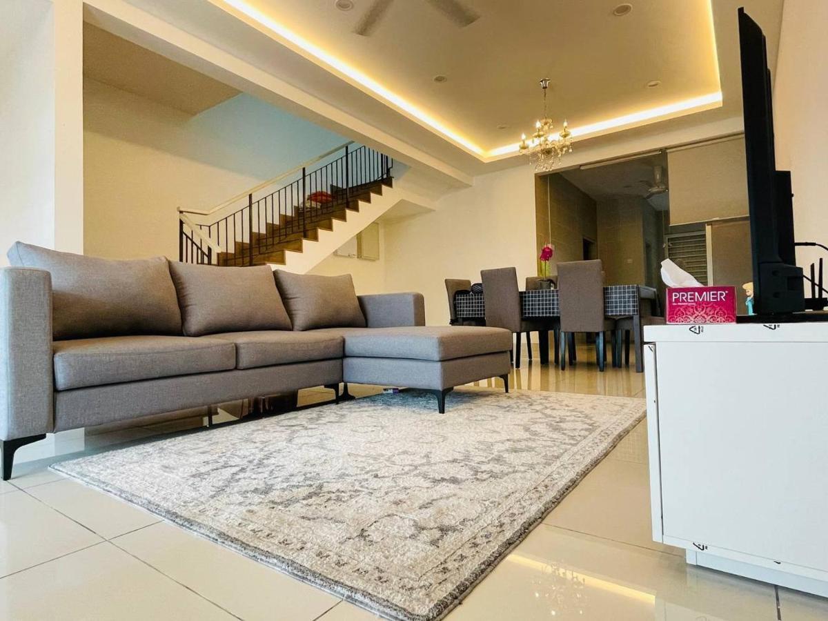 Homestay 3Br Near Setia Alam Shah Alam Eksteriør bilde